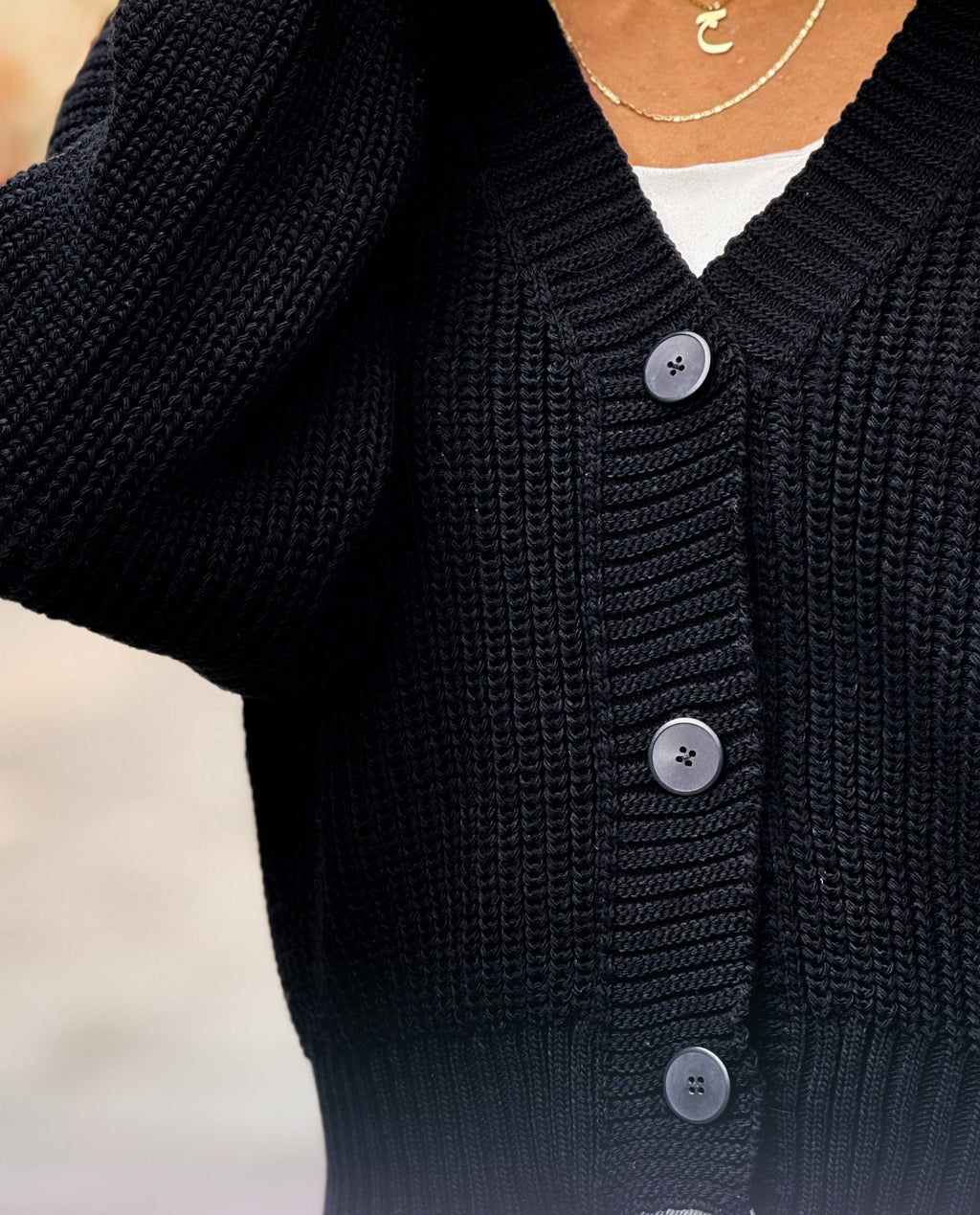 Essential Cropped Cardigan
